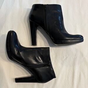 Nine West Sleek Black Heeled Leather Boots